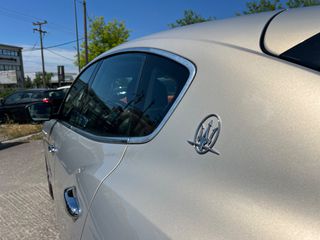 Maserati Levante 2017 S 430PS !!! V6-thumb-10