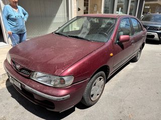 Nissan Almera 2000