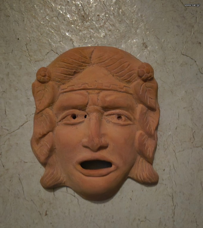Πηλινη μασκα