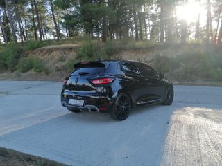 Renault Clio 2018 RS TROPHY 220-thumb-8