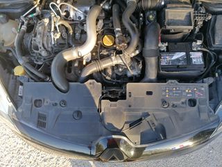 Renault Clio 2018 RS TROPHY 220-thumb-40