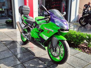 Kawasaki Ninja ZX - 9 R 2001 ZX9-thumb-2