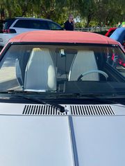 Buick Riviera 1982-thumb-9