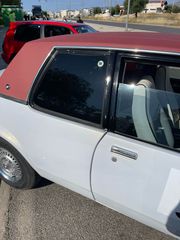 Buick Riviera 1982-thumb-16