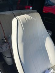 Buick Riviera 1982-thumb-17
