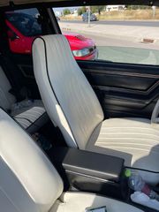 Buick Riviera 1982-thumb-18