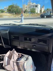 Buick Riviera 1982-thumb-19