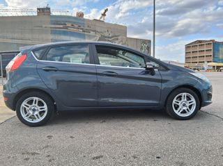 Ford Fiesta 2013-thumb-6
