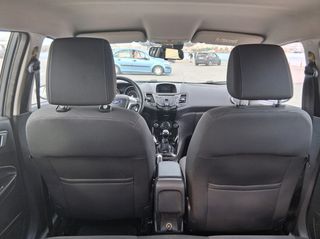 Ford Fiesta 2013-thumb-8