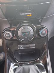 Ford Fiesta 2013-thumb-13