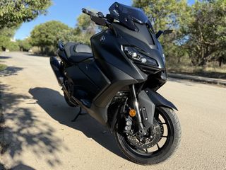 Yamaha TMAX 560 2024 full extra