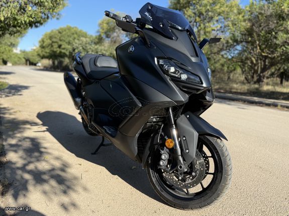 Yamaha TMAX 560 2024 full extra