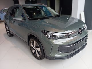 Volkswagen Tiguan 2025 1.5 eTSI MHEV ACT 150PS DSG More-thumb-4