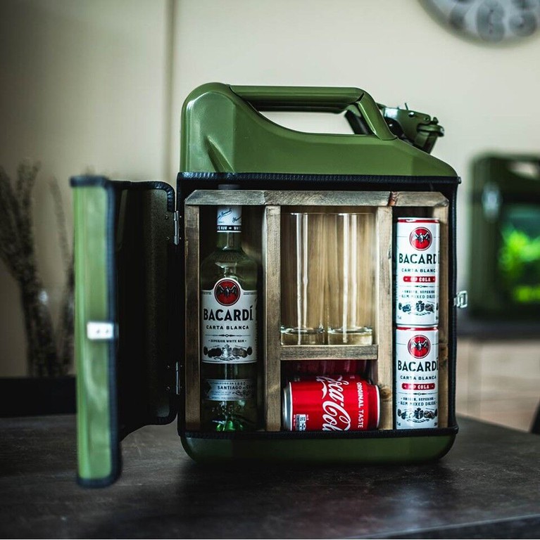 Jerrycan - Mix Drink Bar / Gadgets
