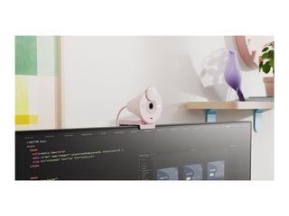 Logitech - Brio 300 Full HD webcam, Rose / Computers-thumb-4