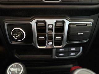 Jeep Wrangler 2021 SAHARA LIMITED EDITION-Ηλεκτρικη οροφη -OPENSKY-thumb-16