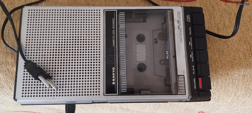 Κασετόφωνο SANYO