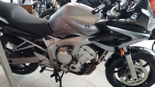 Yamaha FZ6 Naked 2005 FAZER 600-thumb-3