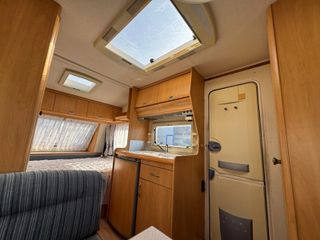 Hobby 2003 DE LUXE EASY 400 SF-thumb-9