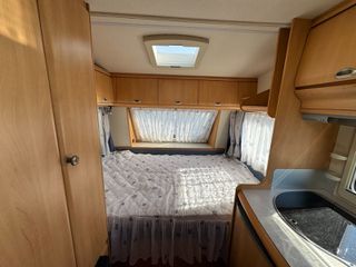 Hobby 2003 DE LUXE EASY 400 SF-thumb-16