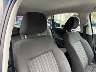 Volkswagen Polo 2017-thumb-8