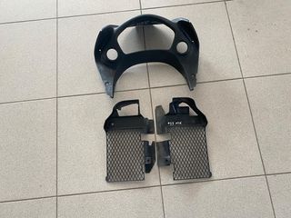HONDA XL650 V TRANSALP 1999/2010  εργοστασιακά  πάνελ  Κοντερ  και Πανελ (σήτες) Ψυγείου L+R  νερού σε αριστη κατασταση