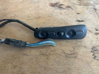 ΔΙΑΚΟΠΤΗΣ ΠΑΡΑΘΥΡΩΝ ΕΜΠΡΟΣ ΑΡΙΣΤΕΡΑ (ΔΙΠΛΟΣ) OPEL OMEGA B ‘1994-2003’