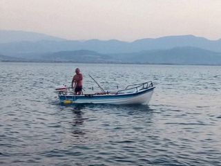 Ahellas 2000 κοινή Λέμβος
