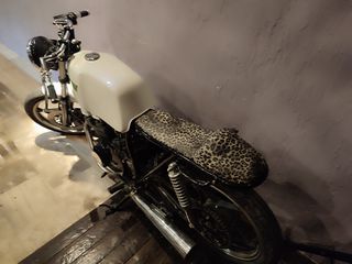 Suzuki GSX 250 1981-thumb-4