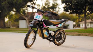 Razor - Dirt Rocket MX125 - Black w/ decals (15159105) / Toys
