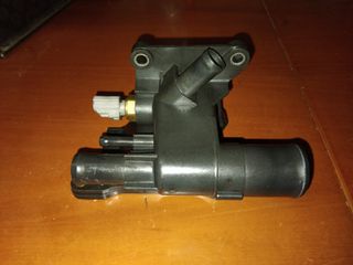 ΔΙΑΚΛΑΔΩΤΗΡΑΣ ΚΑΛΑΡΩΝ ΝΕΡΟΥ MAZDA FORD LF941517Z   2.0L - 2.3L