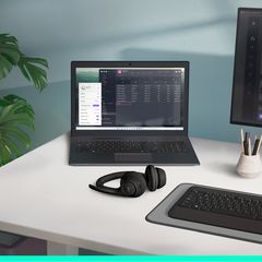 Logitech - Zone 300 wireless headset / Electronics-thumb-2