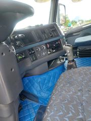 Volvo 2007 440-thumb-21