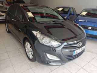 Hyundai i 30 2013 blue drive
