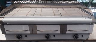 Ψησταριές  γκριλ αερίου με νερό στο συρτάρι με 1-2-3 καυστήρες Διαστάσεις 40-80-120x70x34 εκ