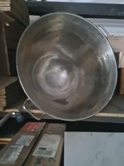 ΚΑΖΑΝΙ ΓΙΑ ΣΥΡΟΠΙ 85 ΜΕ 55 ΒΑΘΟΣ ΠΕΡΙΠΟΥ 150 ΛΙΤΡΟΝ ΕΧΟΥΜΕ ΚΑΙ ΤΑΨΙΑ ΚΑΙ ΤΣΕΡΚΙΑ ΔΙΑΦΟΡΑ