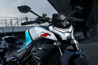 CFmoto 450NK 2026-thumb-1