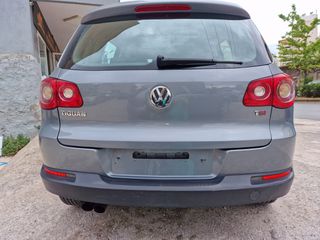 Volkswagen Tiguan 2008 TSI-thumb-5