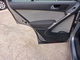 Volkswagen Tiguan 2008 TSI-thumb-11