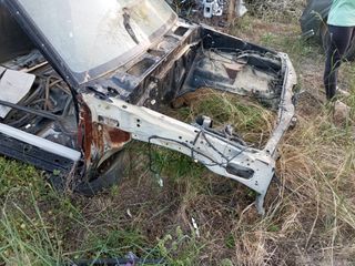 ΚΑΜΠΙΝΑ NISSAN NAYARA D22 ΘΟΛΟΙ,ΜΕΤΩΠΗ,ΚΟΛΩΝΕΣ,ΜΑΣΠΙΕ 1ΜΙΣΗ ΚΑΜΠΙΝΑ-thumb-2