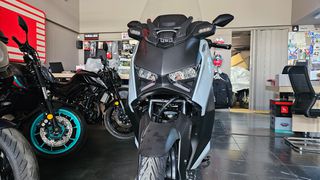 Yamaha XMAX 300 2026-thumb-10