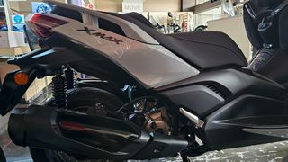 Yamaha XMAX 300 2026-thumb-20