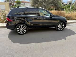 Mercedes-Benz GLE 250 2017-thumb-6