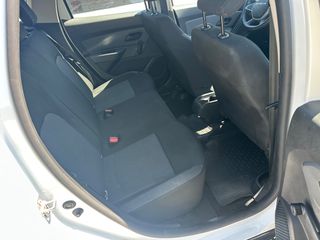 Dacia Duster 2024 4X4 DIESEL-thumb-8