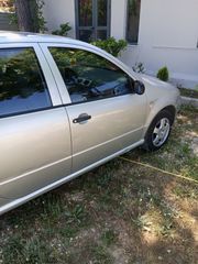 Skoda Fabia 2003 1.4 16V 101HP-thumb-2