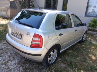 Skoda Fabia 2003 1.4 16V 101HP-thumb-3