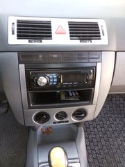 Skoda Fabia 2003 1.4 16V 101HP-thumb-10