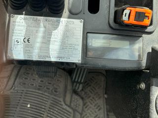 Toyota 2008 8FD F25-thumb-25