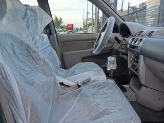 Nissan Micra 2000-thumb-18