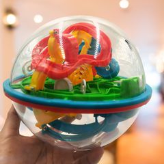Mad Monkey - Labyrinth Ball / Toys